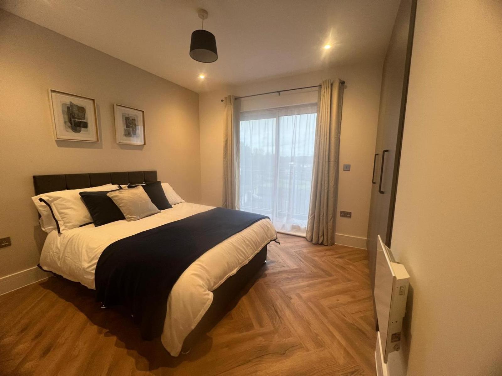 New 2 Bedroom Apartment Rickmansworth Town Centre Exterior photo